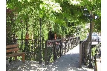 Grecia Privát Kalives, Exterior
